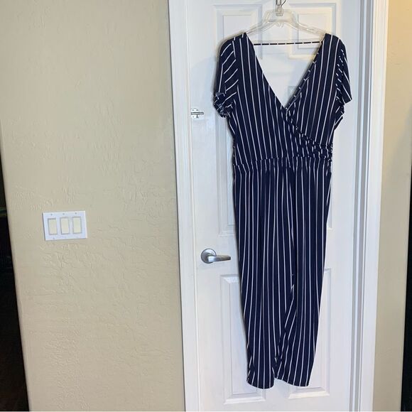Express Navy Blue & White Stripe Wrap-Front Romper/ Jumpsuit Size XL - Picture 7 of 12